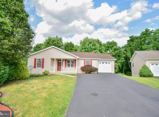 101 Jetta Cir, Martinsburg, WV 25403