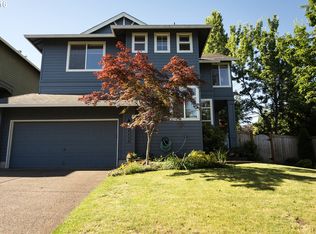 9450 SW Iowa Dr, Tualatin, OR 97062