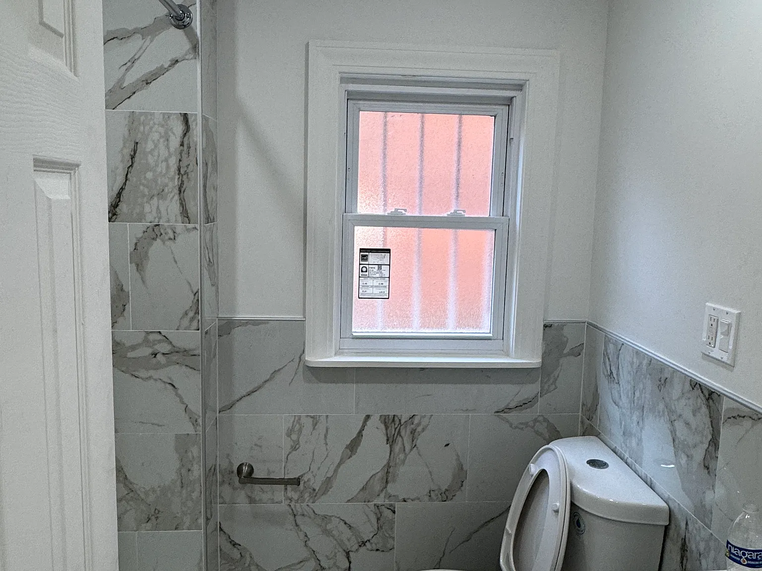 1054 Lydig Ave — Photo 4