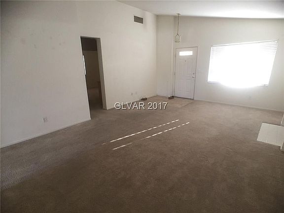 4th image of 8170 Sandy Creek Dr