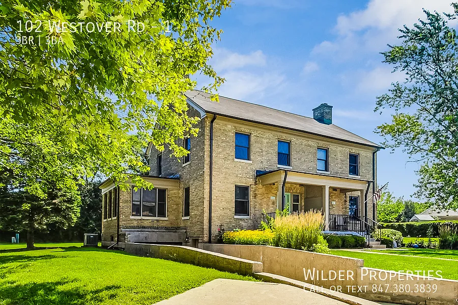 102 Westover Rd #1