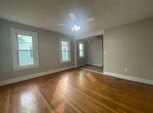 38 Rutledge Ave, Springfield, MA 01105