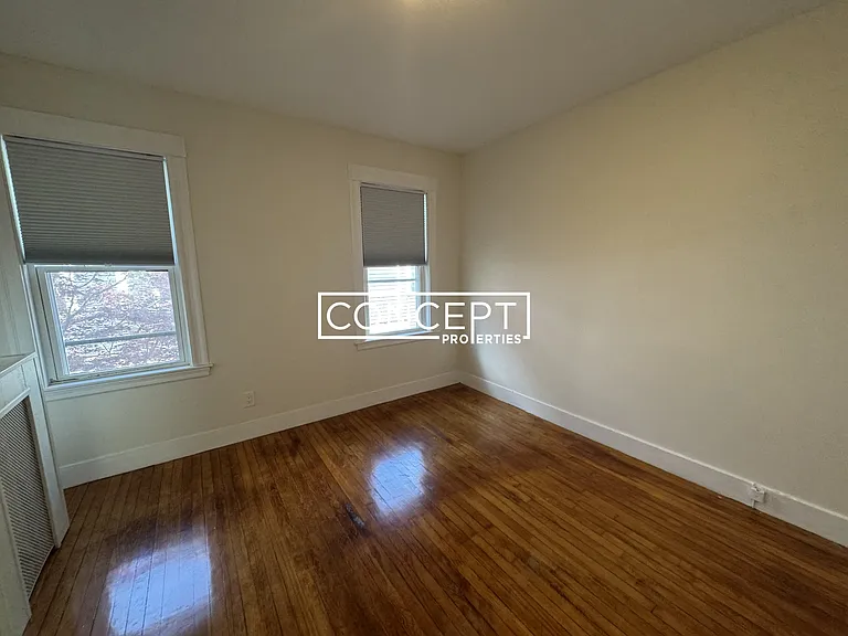 158 Willow St — Photo 6