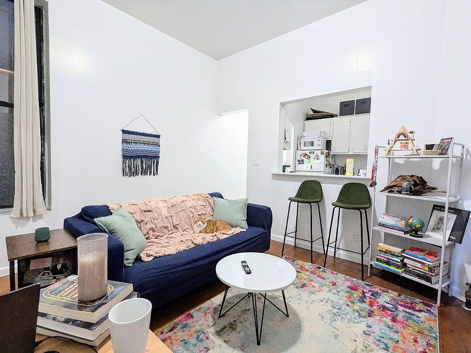 1st image of 69 W 105th St #1C