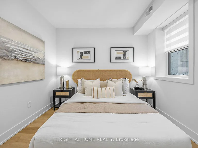 1416 Islington Ave #C — Photo 13