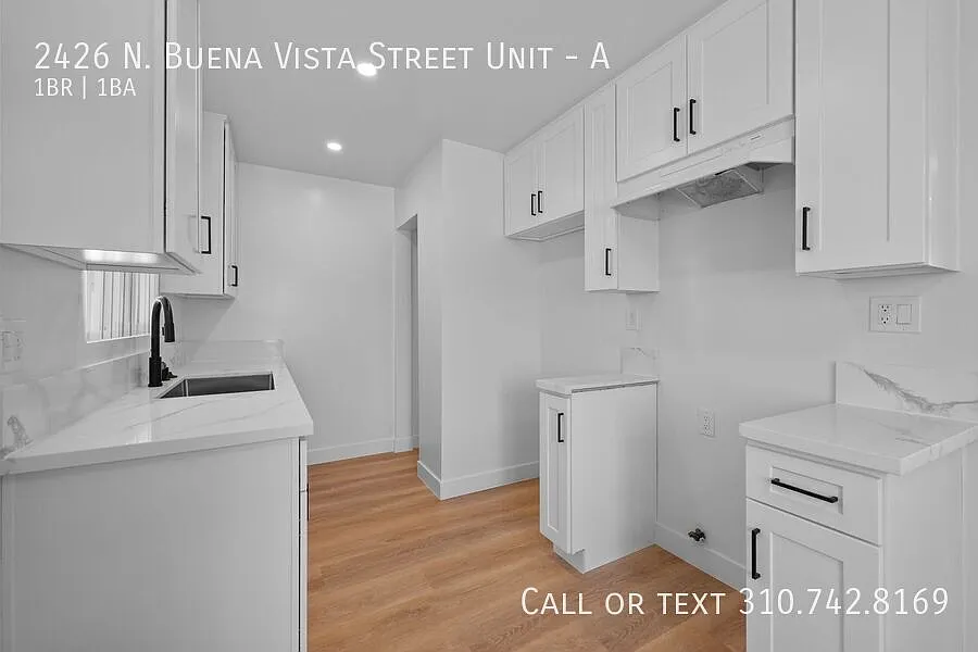 Remodeled 1BR in Burbank | Gated Community + Pet Friendly — Photo 3