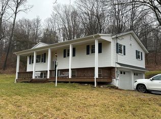 21 Prospect Dr, Brookfield, CT 06804