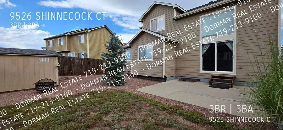 3 Bedroom + Loft + Unfinished Basement, 2.5 Bath Light and Airy Home with Central A/C in Woodmen ... — Photo 2