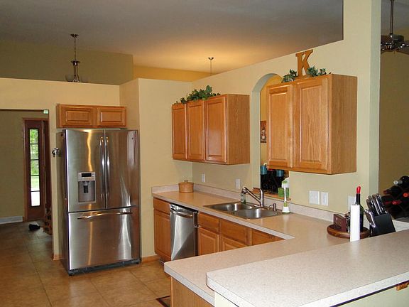 2nd image of 1715 W Virginia Pl