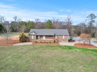 8056 Section Line Rd, Guntersville, AL 35976