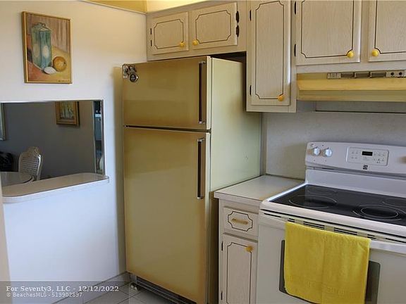 4th image of 7991 N Sunrise Lakes Dr Floor 211