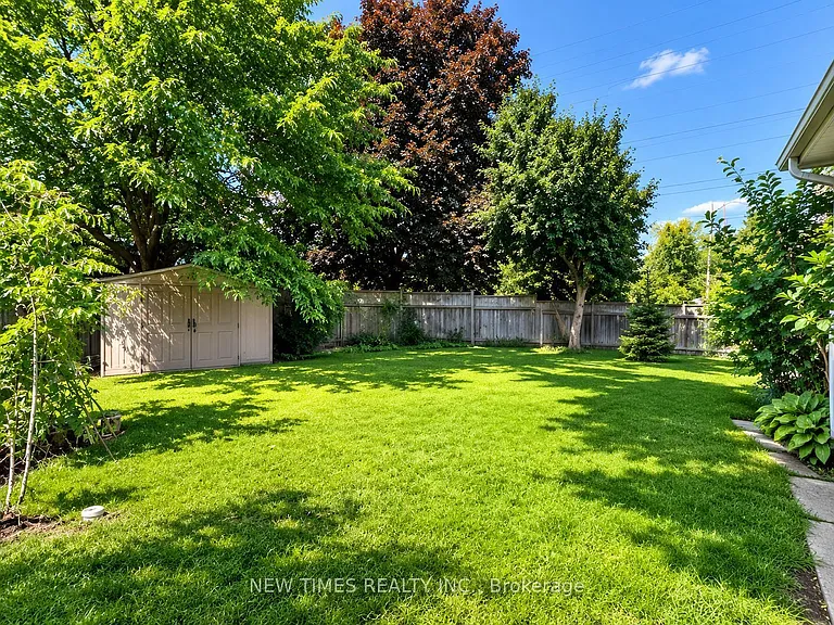 7 Leavey Ct #UPPER — Photo 14