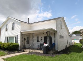 208 E Pearl St, Wapakoneta, OH 45895