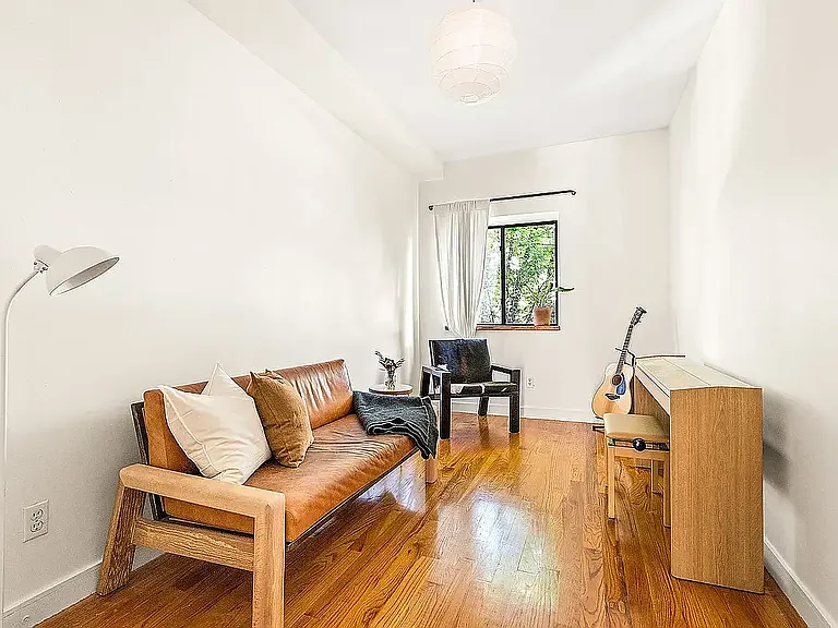 1611 Bergen St #2 — Photo 5