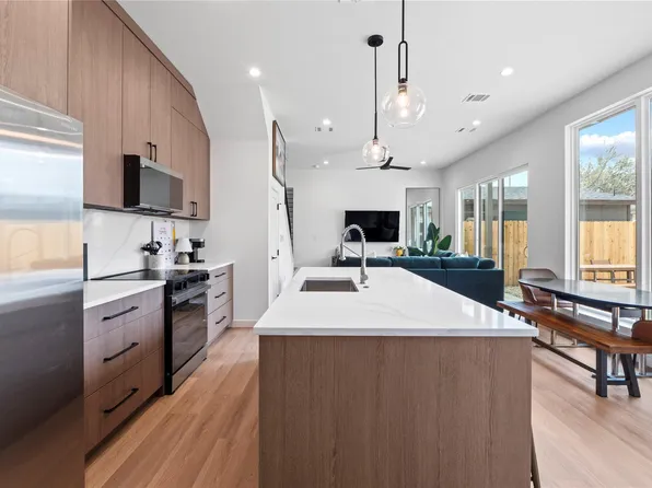 506 Krebs Ln #2, Austin, TX 78704