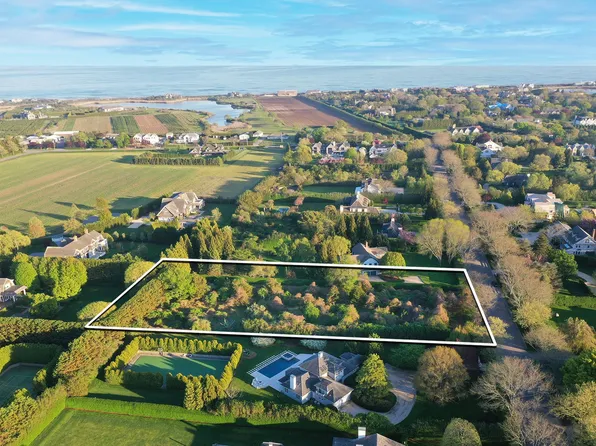 240 Downs Path, Southampton, NY 11968