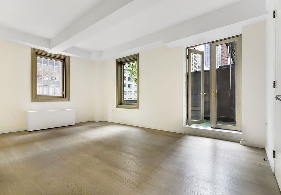 1st image of 101 W 55th St APT 4E