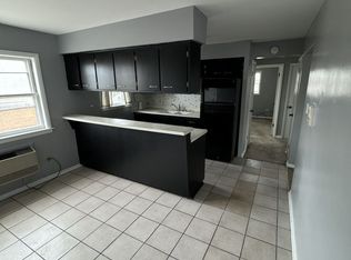 4106 W 87th St #2, Chicago, IL 60652