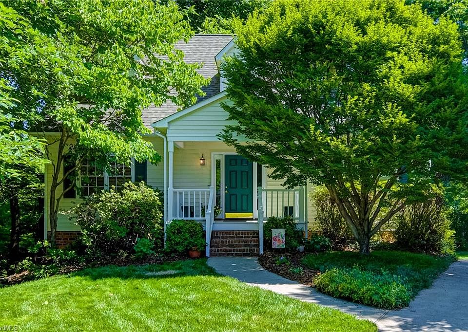 1st image of 4005 Glenn Landing Dr