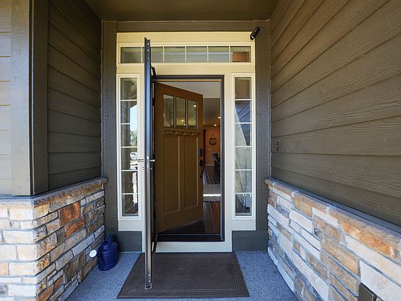5th image of 12816 NE 103rd St
