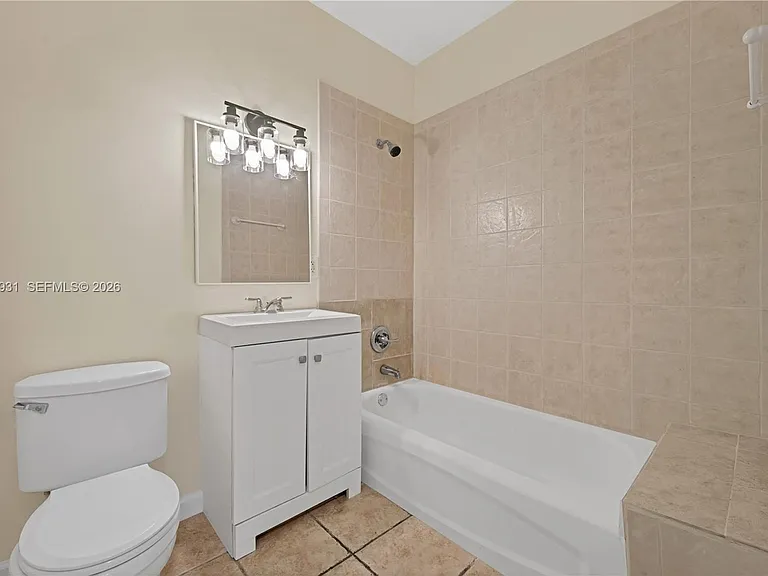 109 NW 6th Ave #8 — Photo 13