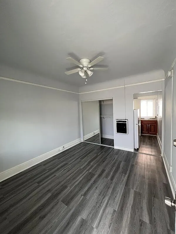 Studio, 1.0 bath, 375 sqft, $1,900 — Photo 2