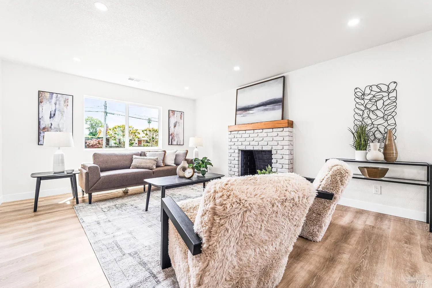 1521 Sarkesian Drive - Photo 8