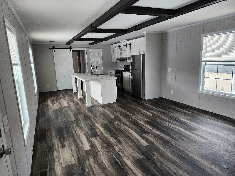 3 bed, 1216 sqft, $1,299 — Photo 1