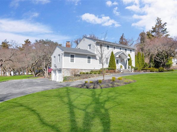 8 Bradshaw Lane, Northport, NY 11768