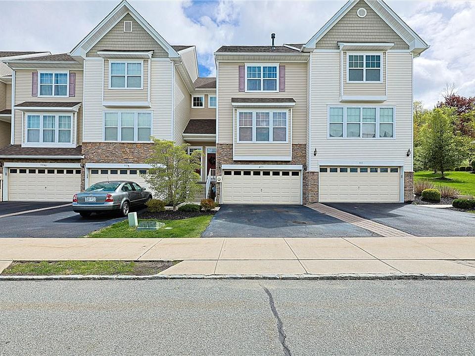 1st image of 810 Hawthorn Way