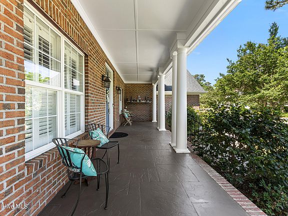 3rd image of 928 Wild Dunes Circle