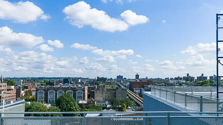 Rented by Nooklyn NYC LLC | media 34