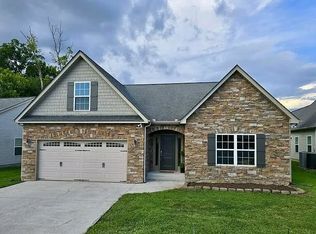 8166 Bluegill Cir, Ooltewah, TN 37363