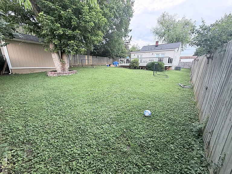 417 McArthur Dr — Photo 13