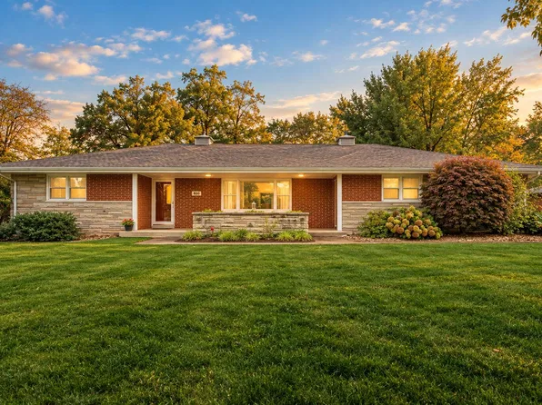 800 Memory Ln, Hobart, IN 46342