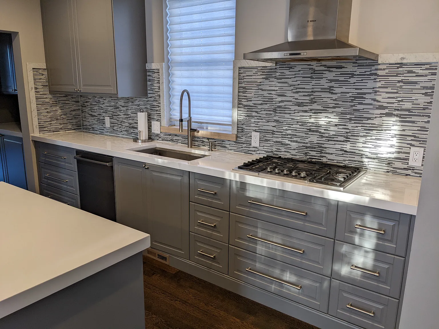 4 bed, 2.5 bath, 2727 sqft, $4,650 — Photo 4
