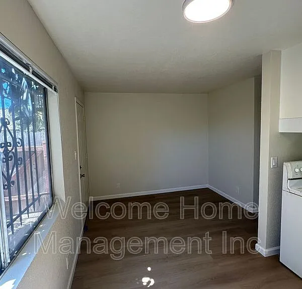 152 Laurel Ave #5 — Photo 3