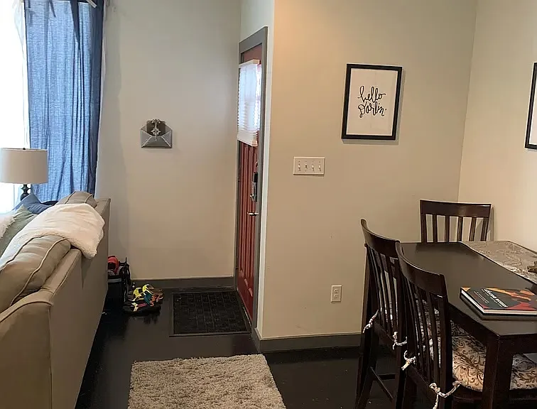 300 N Parker Ave #D — Photo 3