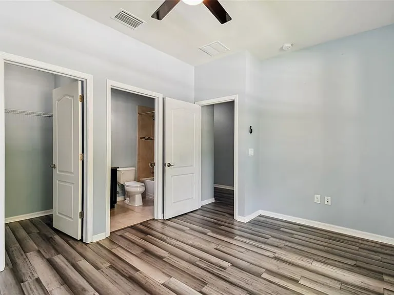 11027 Tahiti Isle Ln — Photo 10