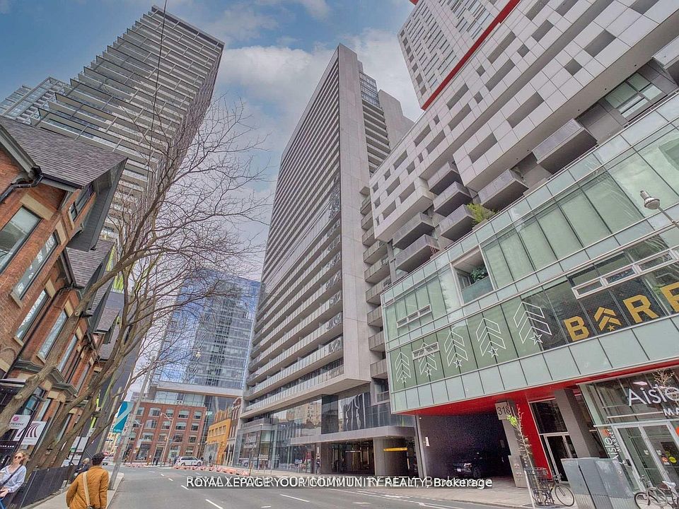 1st image of 330 Richmond St W #1711