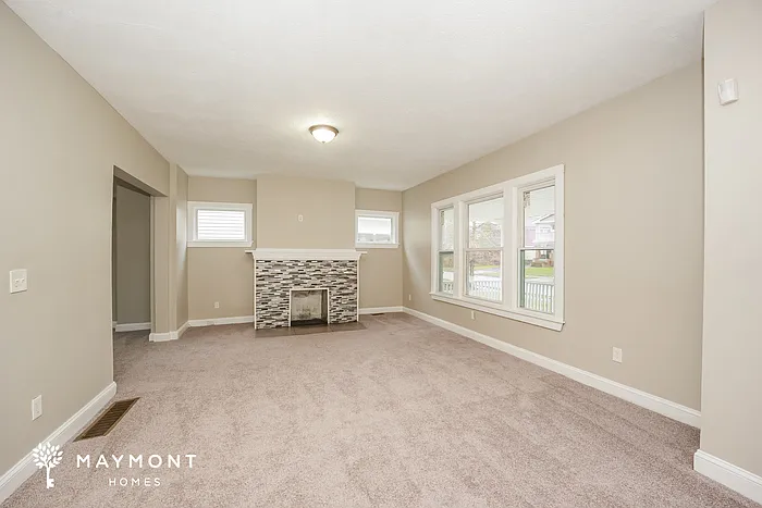 3355 Desota Ave — Photo 6