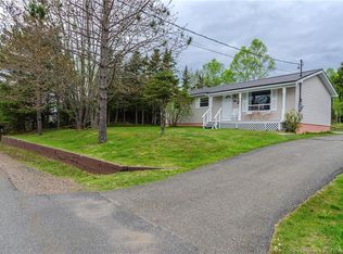 16 Armstrong Cres, Saint George, NB E5C 1A2
