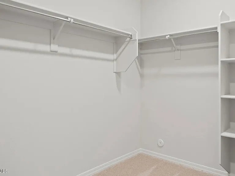 32325 N Vernal Ln — Photo 18