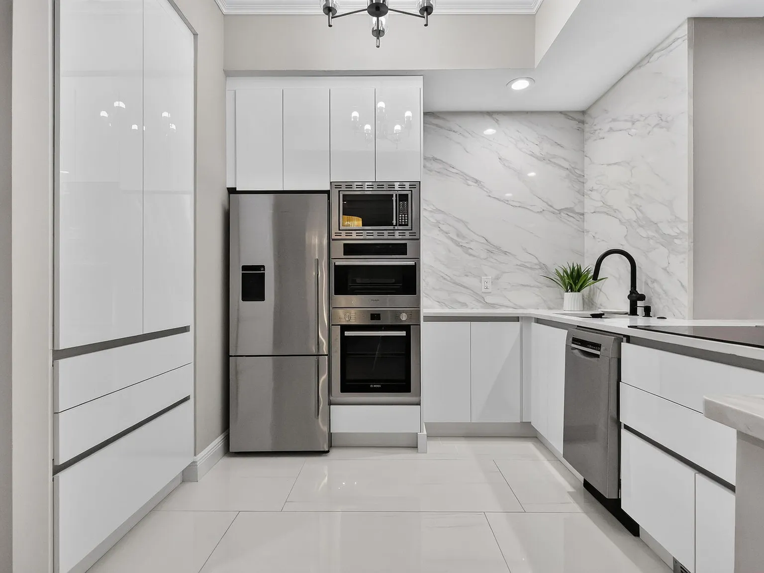 Two City Plaza Condominium — Photo 4