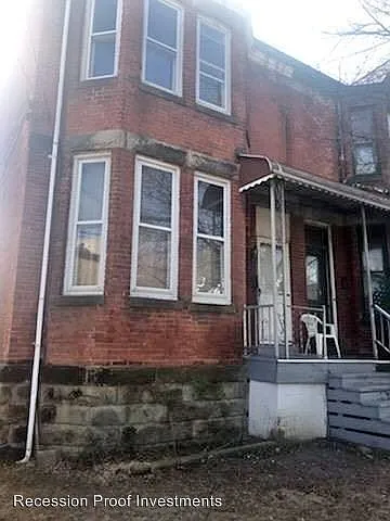 2701 Riverside Ave photo 1