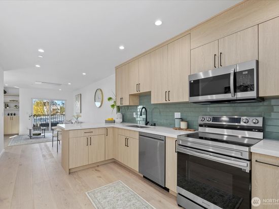 6032 42nd Avenue SW #A, Seattle, WA 98136