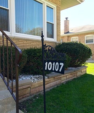 3rd image of 10107 Kedvale Ave