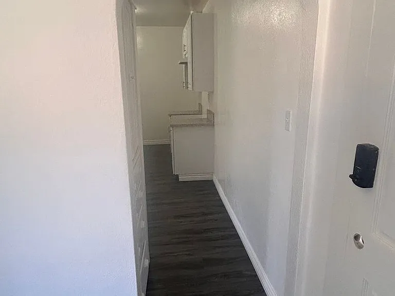 339 W Arden Ave — Photo 7