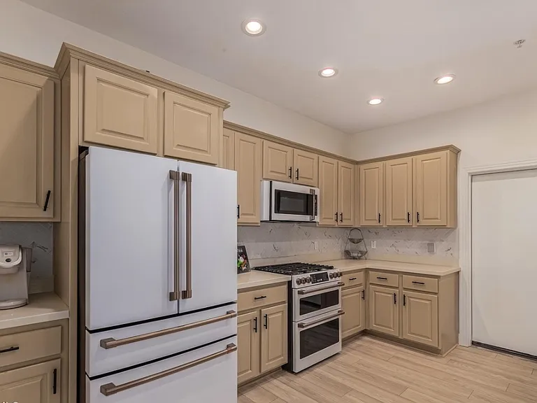 20750 N 87th St #1146 — Photo 15