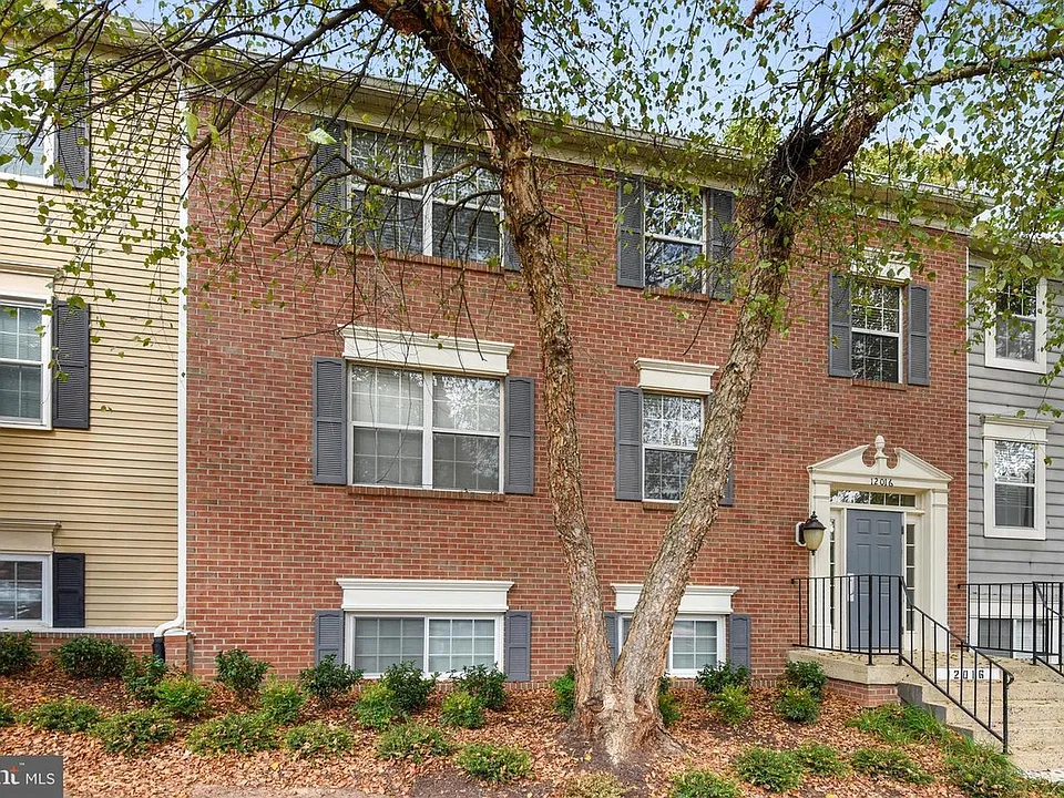 12016 Golf Ridge Ct #301